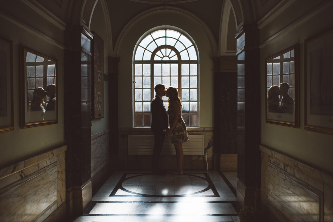 silhouette couple kissing
