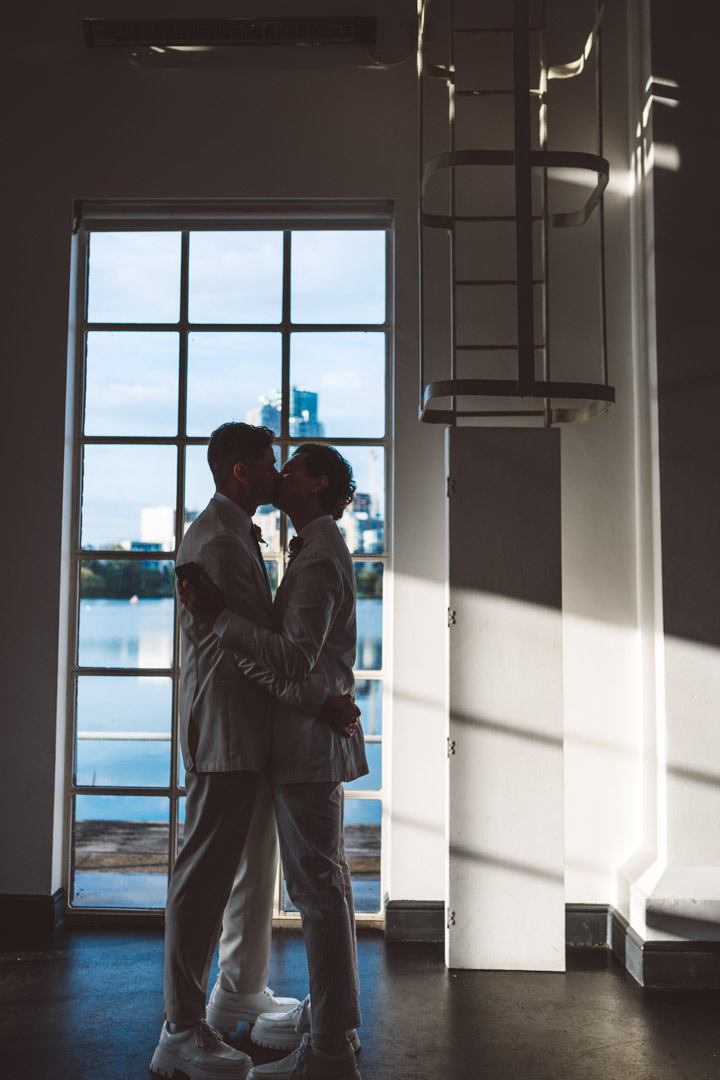 silhouette of couple kissing
