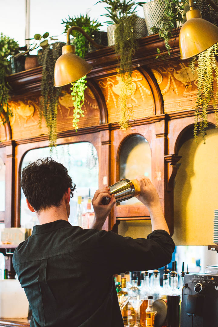 barman
