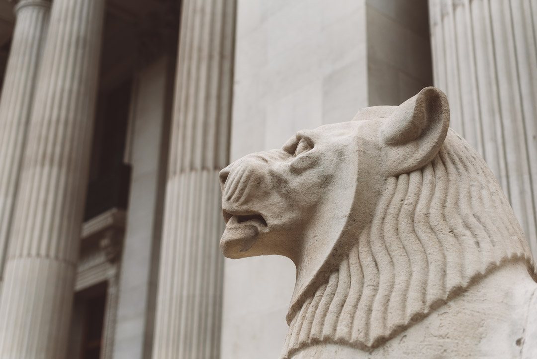 Old Marylebone Town Hall lion statue