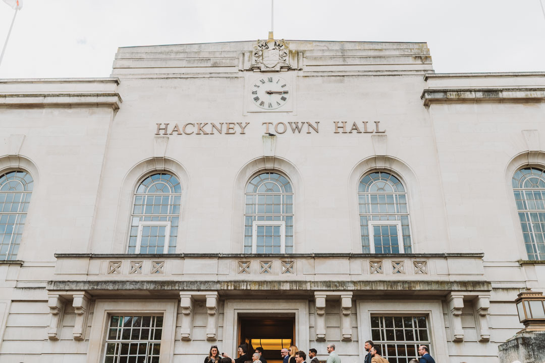 Hackney Town Hall wedding guests arriving