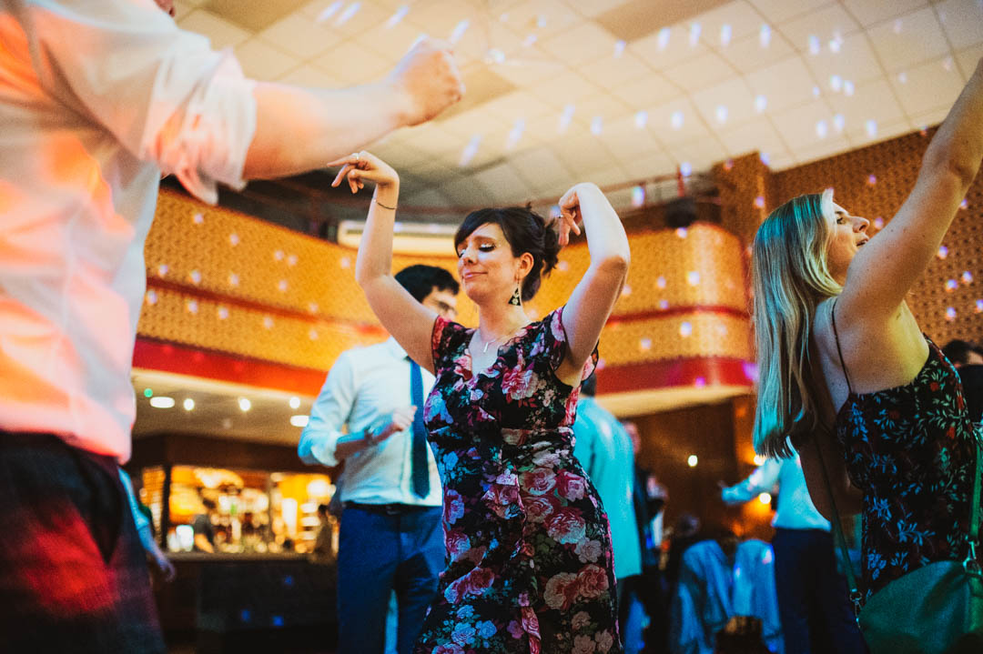 candid wedding photographer dance moves