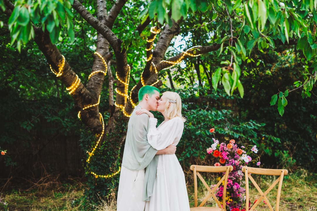 North London Wedding Venues Woodberry Wetlands outdoor ceremony