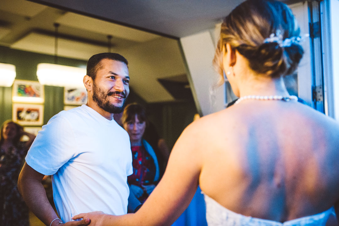 guest greeting bride