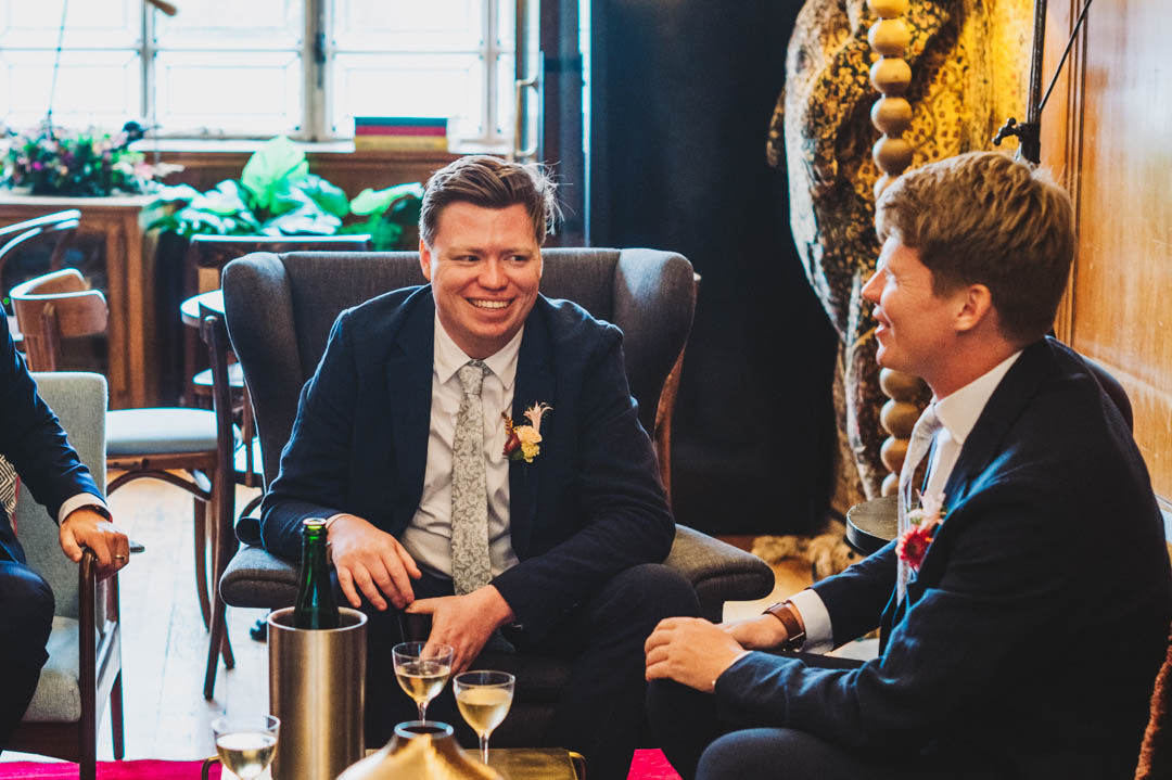 groom with best man