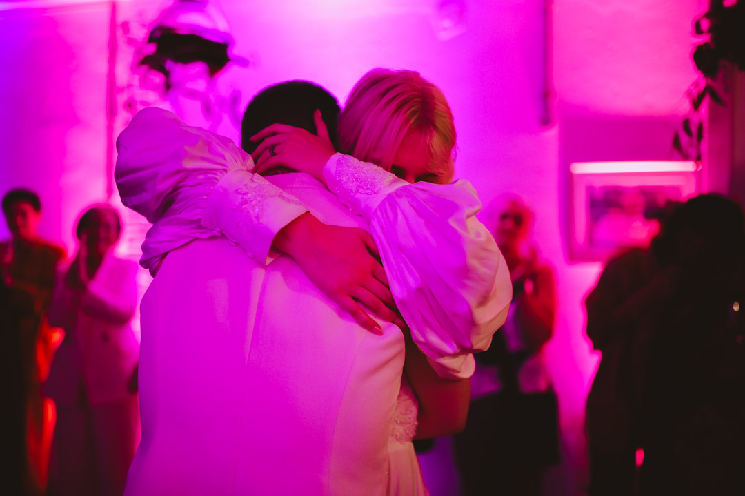 Woodberry Wetlands wedding embrace